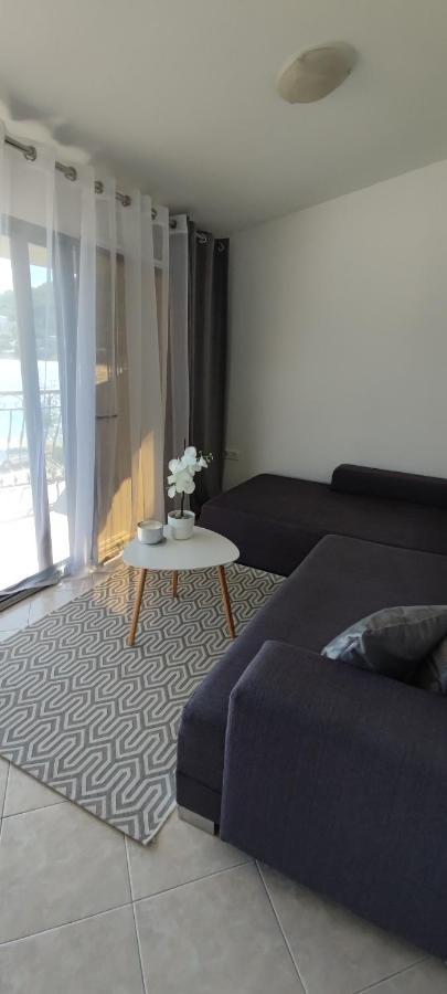 Apartman Mila Marina Exteriér fotografie